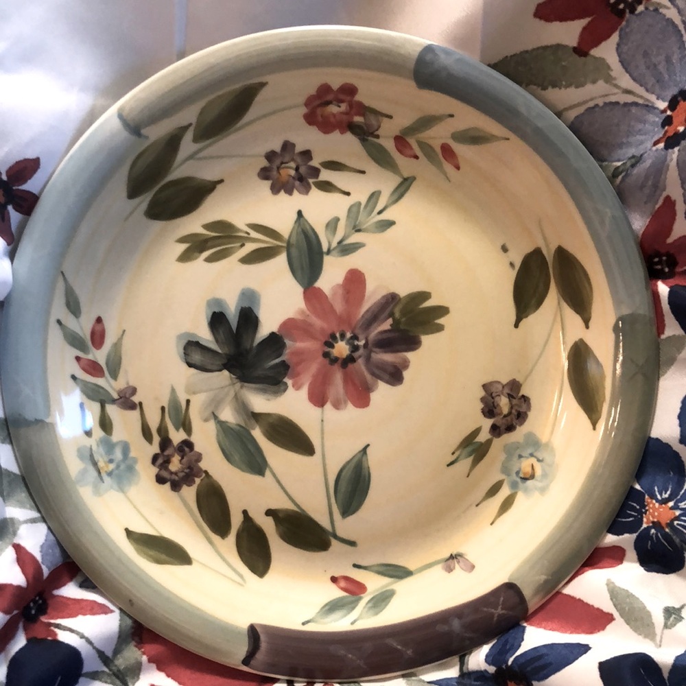 Two Greenbrier International Floral Stoneware Dinner Plates 11.5”